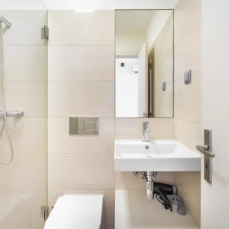 Whome Flat In The Heart Of Anjos *