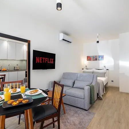Flat In The Heart Of Anjos Apartmán *